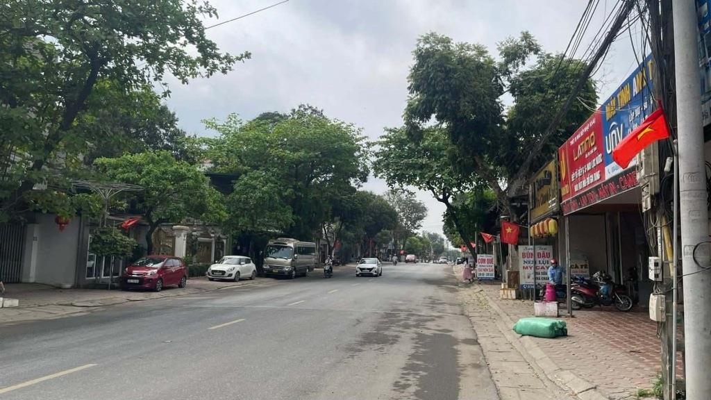 BÁN NHÀ MẶT QL3 PHỐ NỶ - KINH DOANH SẦM UẤT 