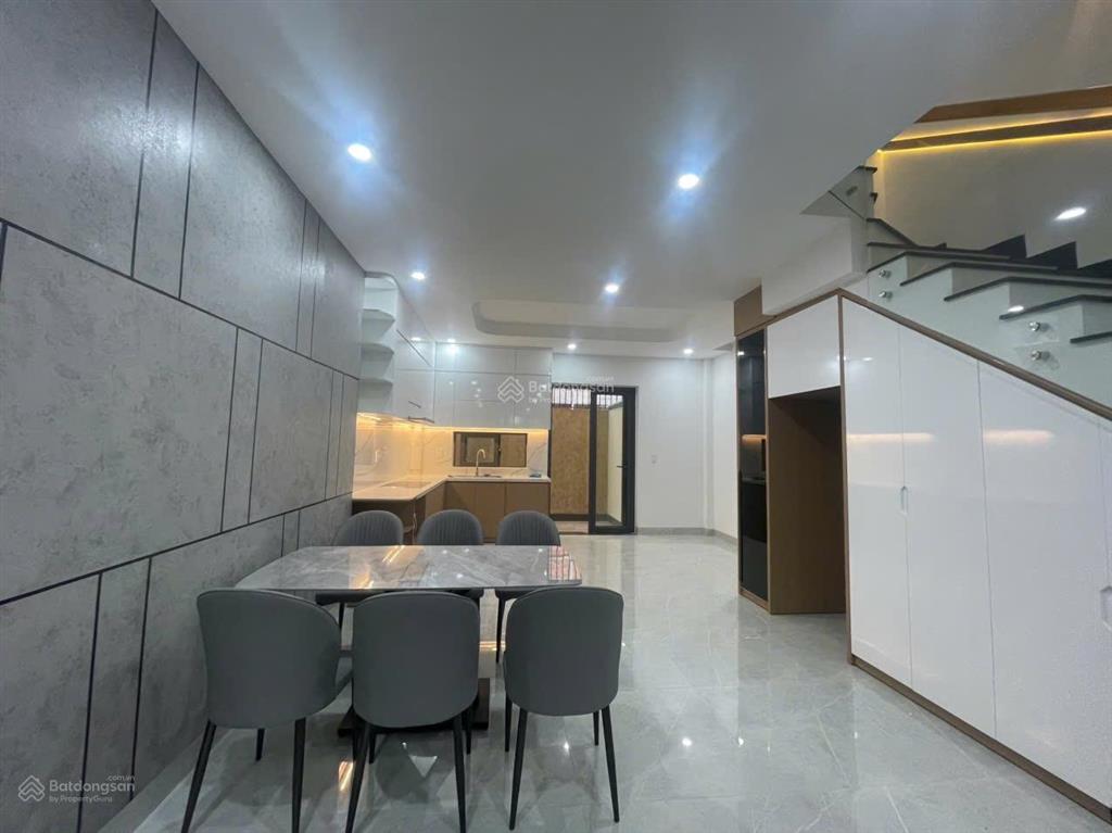 Bán nhà 3 tầng, kđt mỹ gia, nha trang  gói 7 đường nội bộ rộng 12m giá chỉ 8 tỷ 800 triệu