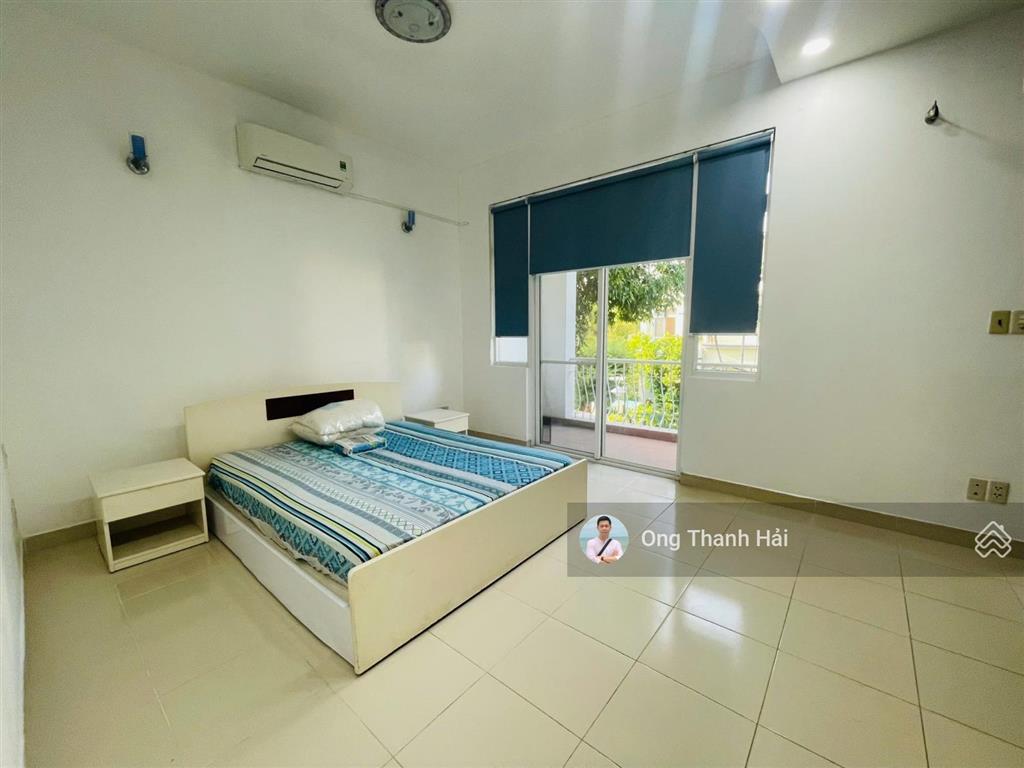 Cho thuê nhà phố tại phú mỹ hưng, diện tích sử dụng hơn 300m2 luôn sân, dt đất 126m2 (7x18) nhà đẹp