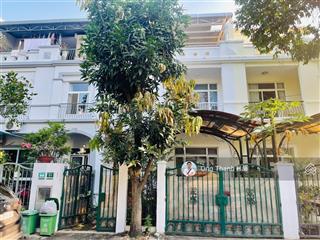 Cho thuê nhà riêng tại phú mỹ hưng,diện tích sử dụng hơn 300m2 luôn sân, dt đất 126m2 (7x18)nhà đẹp