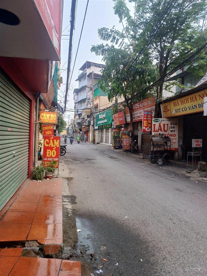 Bán đất phố hoàng quốc việt kinh doanh đỉnh.