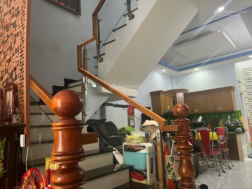 Nhà 3 tầng, 4pn nhà đẹp  lê tấn bê mua nhà đón tết  5ty7