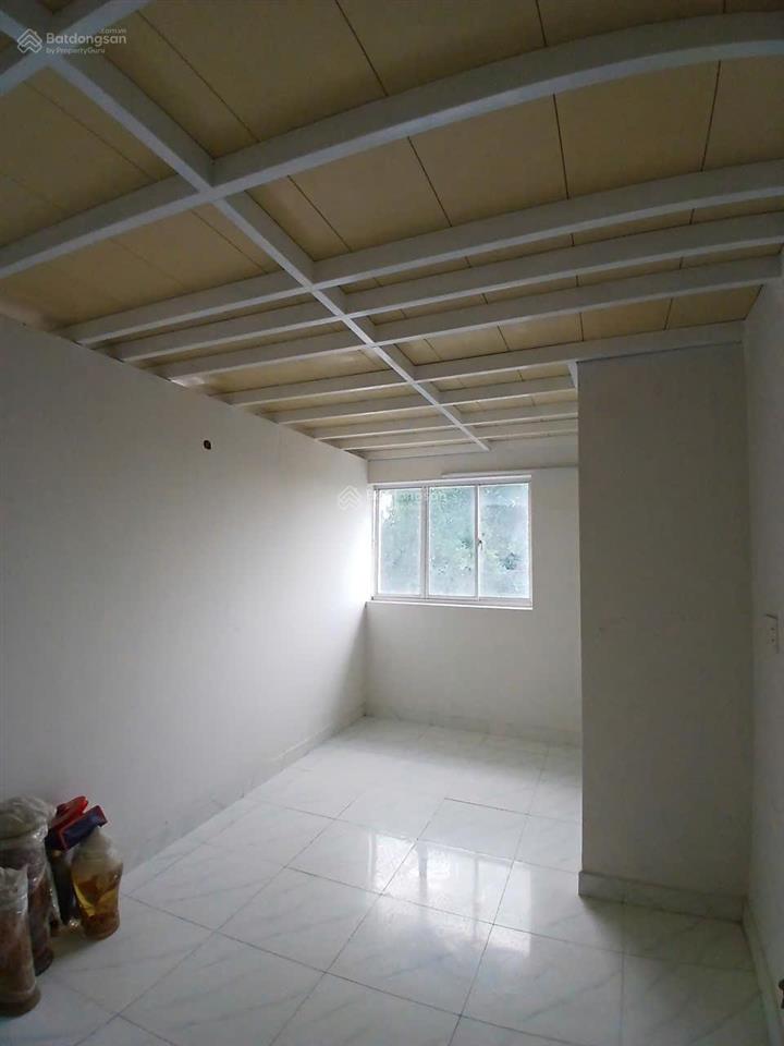 Cho thuê ch dt 80m, 2pn và gác rộng  0963 346 ***
