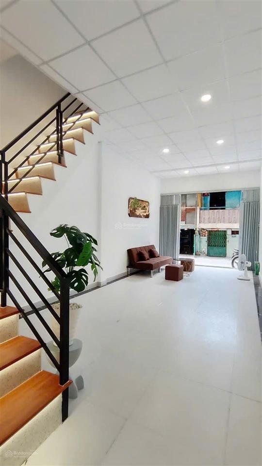 Bán nhà riêng giá siêu hời tại bình tiên, 5,3 tỷ, 3,9x14  41m2, 2pn, 2wc