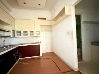 Bán ch dt lớn 83m 2pn 2wc 2bc  chỉ 2780 nhận nhà công chứng trong ngày
