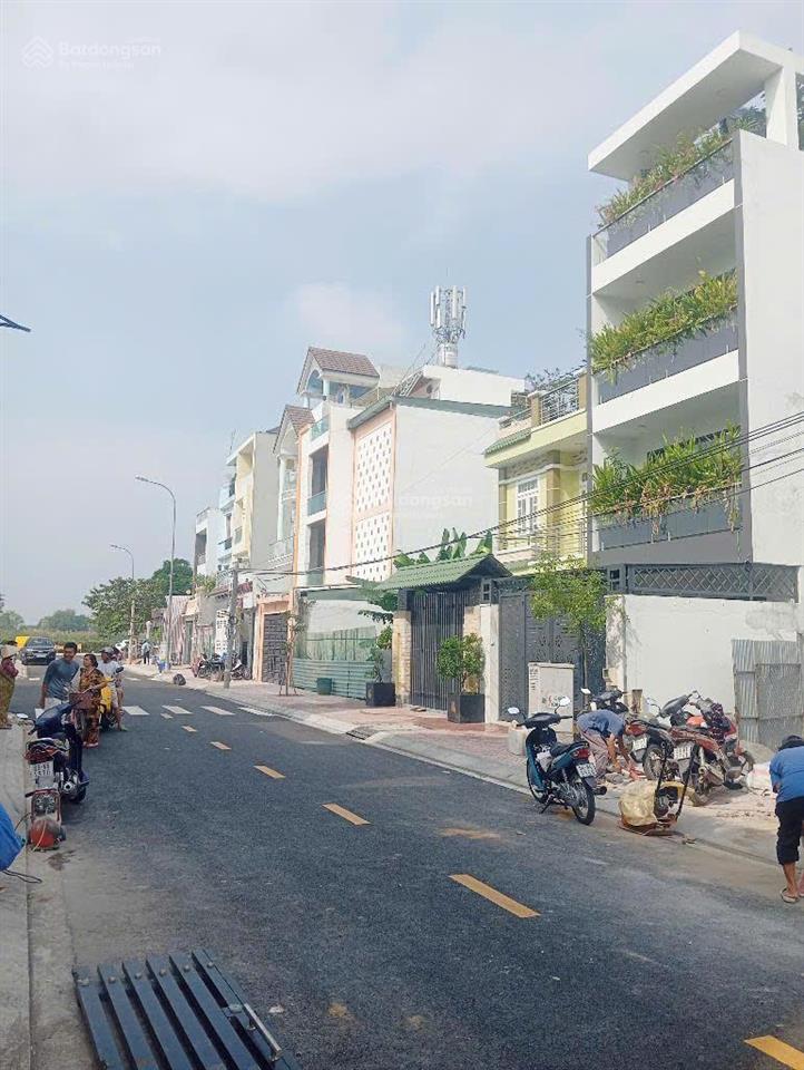 Nhà phố khu tái định cư cảng sông phú định giá tốt đón sóng hạ tầng  0963 346 ***