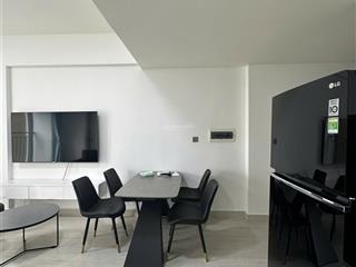 Cho thuê căn 2 phòng ngủ 1wc the park residence giá 8 triệu gọi em 0706 334 *** mr tú