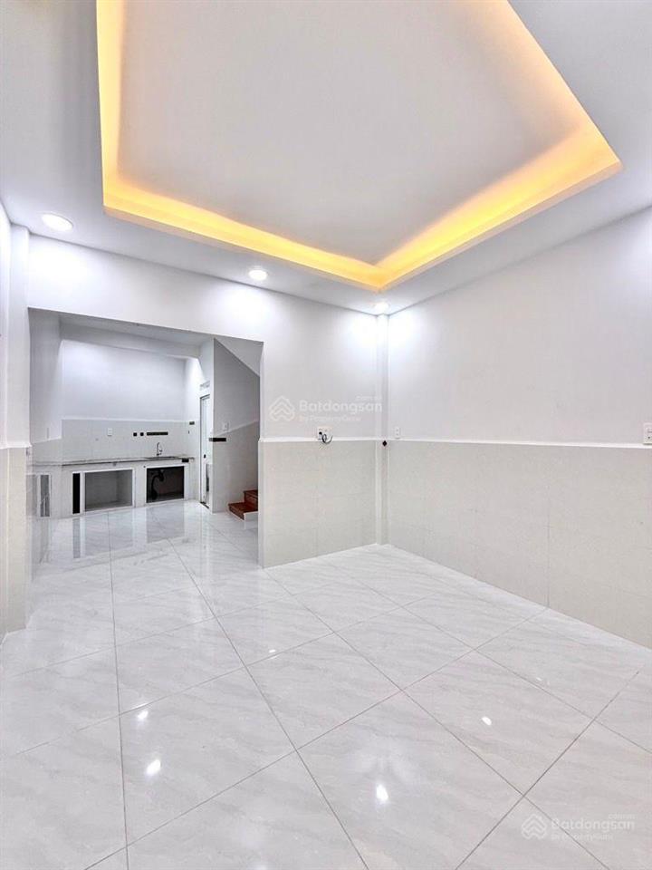 Bán nhà trần tấn (tân sơn nhì )  chỉ 4,1 tỉ  nhà mới đẹp vào ở ngay  gồm 2 tầng (2pn)