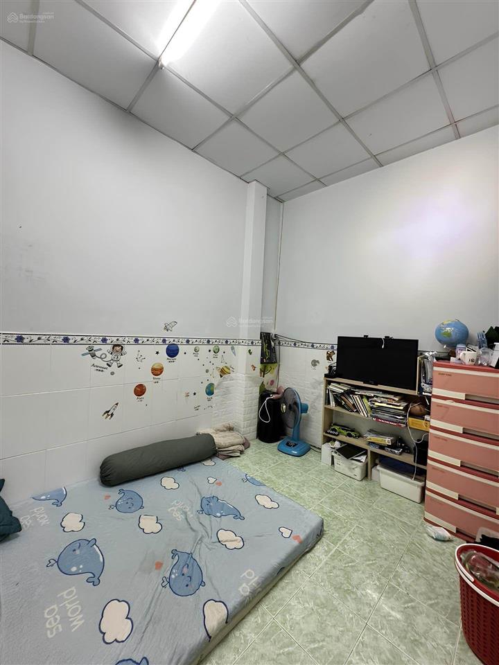 Bán nhà trần tấn ( tân sơn nhì )  chỉ 4,6 tỉ  nhà đẹp mới vào ở ngay  dt 50m2  gồm 2 tầng 2 pn