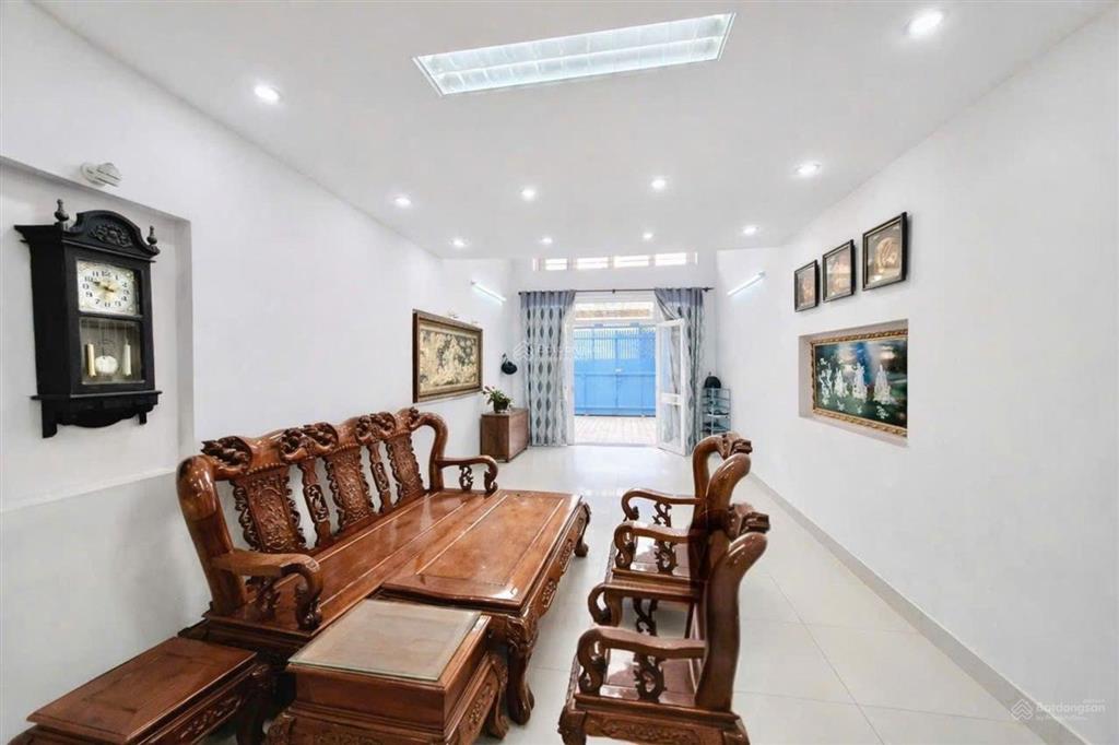 Bán nhà hxh 6m tân sơn nhì  ô tô ngủ trong nhà  4 tầng 5 phòng ngủ  chỉ 9 tỉ hơn