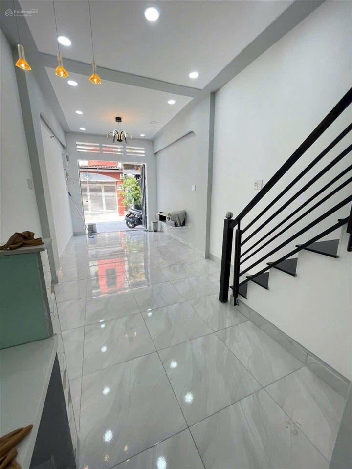 * nhà chính chủ thoại ngọc hầu (tân phú)  hxh 6m thông ra nguyễn sơn  2 tầng 2 pn  chỉ 3,75 tỷ