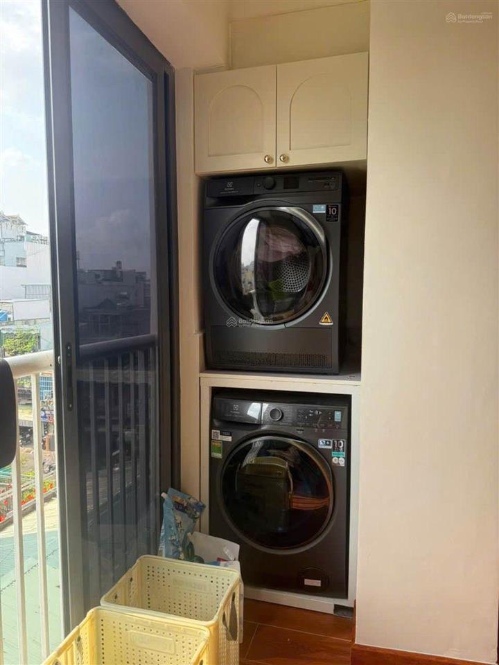 * căn hộ cc kim hồng vườn lài ( 2 pn )  dt 80m2  tặng full nội thất cao cấp  chỉ 4,2 tỷ