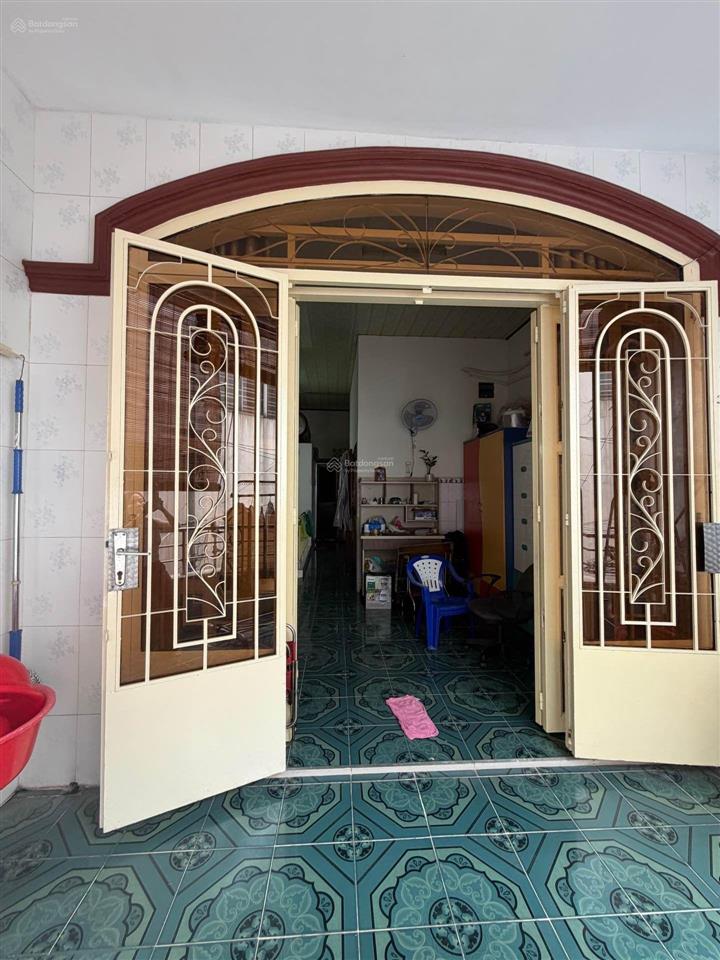 Nhà chính chủ hxt 8m tô hiệu tân phú  dt 60m2  2 tầng  3pn  sổ hồng riêng  chỉ 6 tỷ