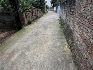 Em cần bán nhanh lô đất đẹp tại thôn cẩm trang  xã hợp thịnh  bắc ninh hàng chính chủ