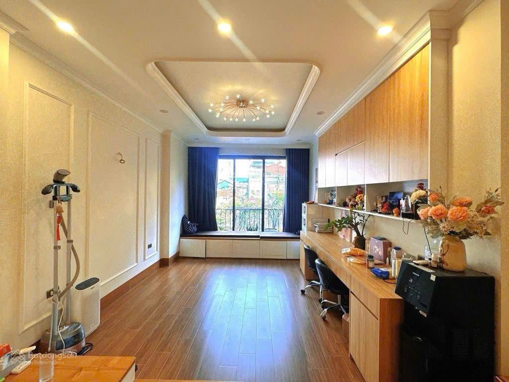 Láng hạ  7 tầng thang máy  ô tô vào nhà dt 65m2  25.8 tỷ