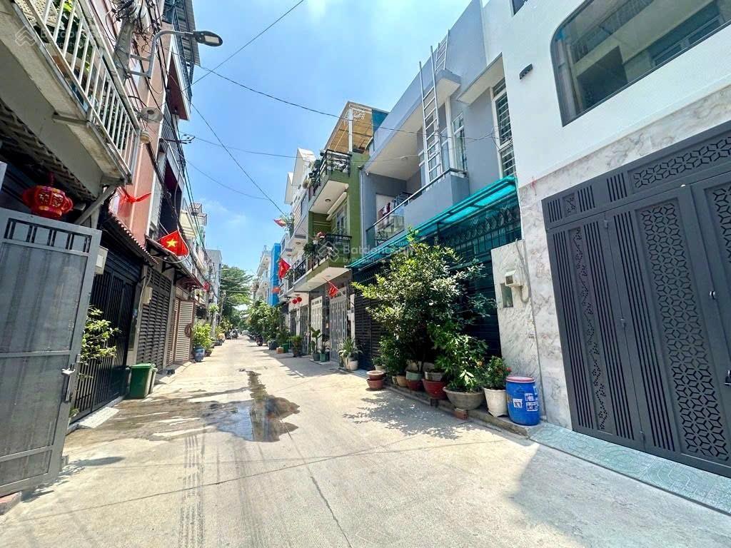 Full nội thất xịn sò hẻm 8m đường tl37, phường thạnh lộc q12 nhà 5 tầng có thang máy