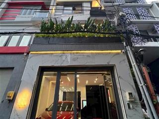 Hàng hiếm gần hàng xanh. nhà 34m2 hẻm oto bạch đằng xây 1 trệt 3 lầu. sổ sẵn, kẹt bán 2 tỷ 160