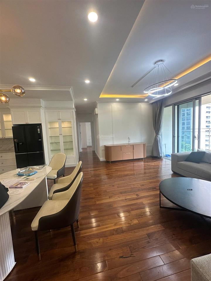 Siêu phẩm 3pn ban công rộng view nội khu ngay tháp tttm, sẵn sổ hồng bán nhanh chỉ 23.8 tỷ