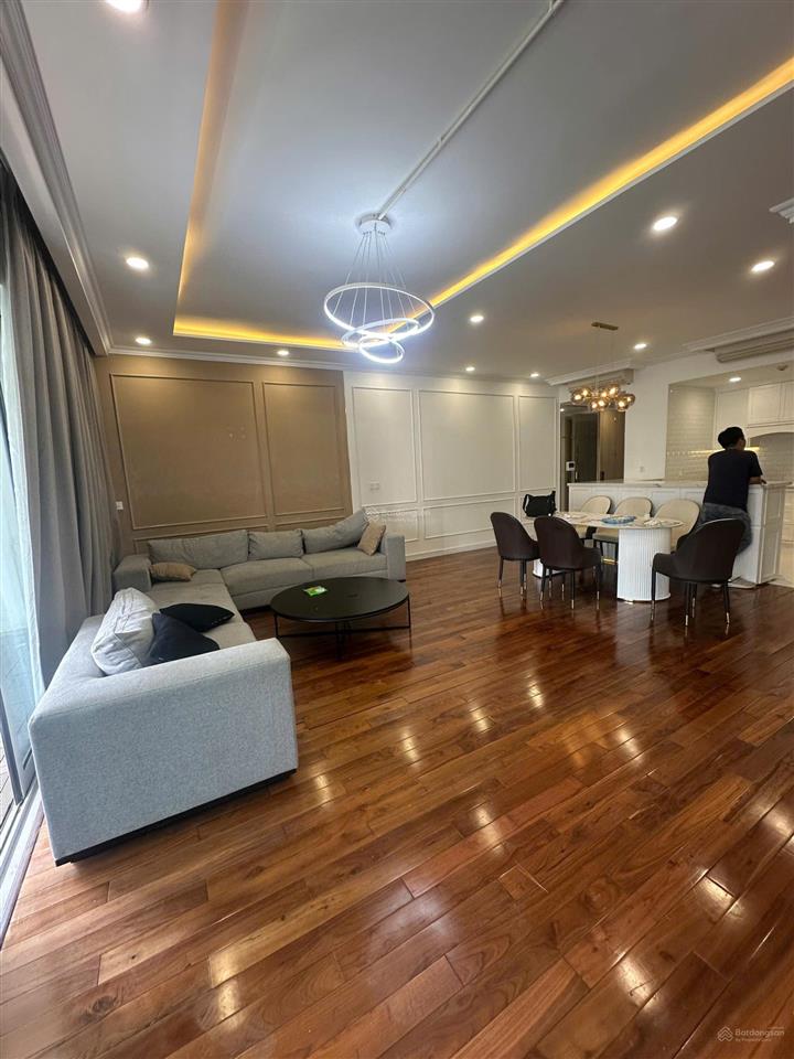 Siêu phẩm 3pn ban công rộng view nội khu ngay tháp tttm, sẵn sổ hồng bán nhanh chỉ 23.8 tỷ
