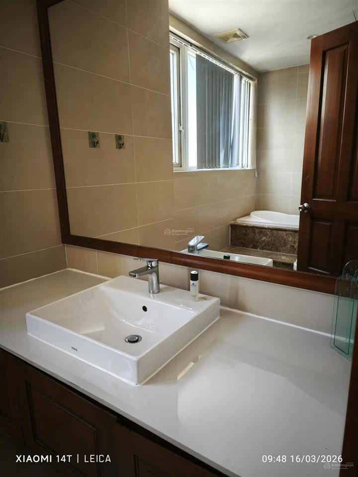 Chính chủ cho thuê căn hộ cao cấp tân bình sky center 24tr5 139m2  3pn  full nội thất