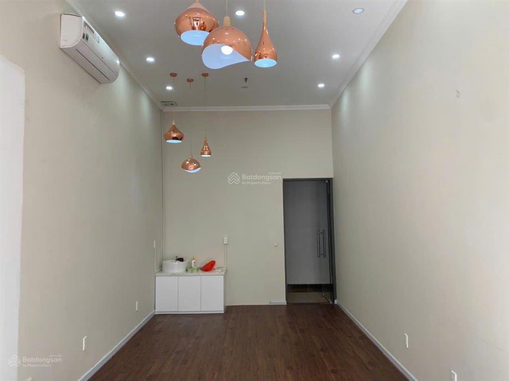 Chính chủ cần bán gấp shophouse garden gate phú nhuận, sổ hồng  32m2  4,3 tỷ căn đẹp