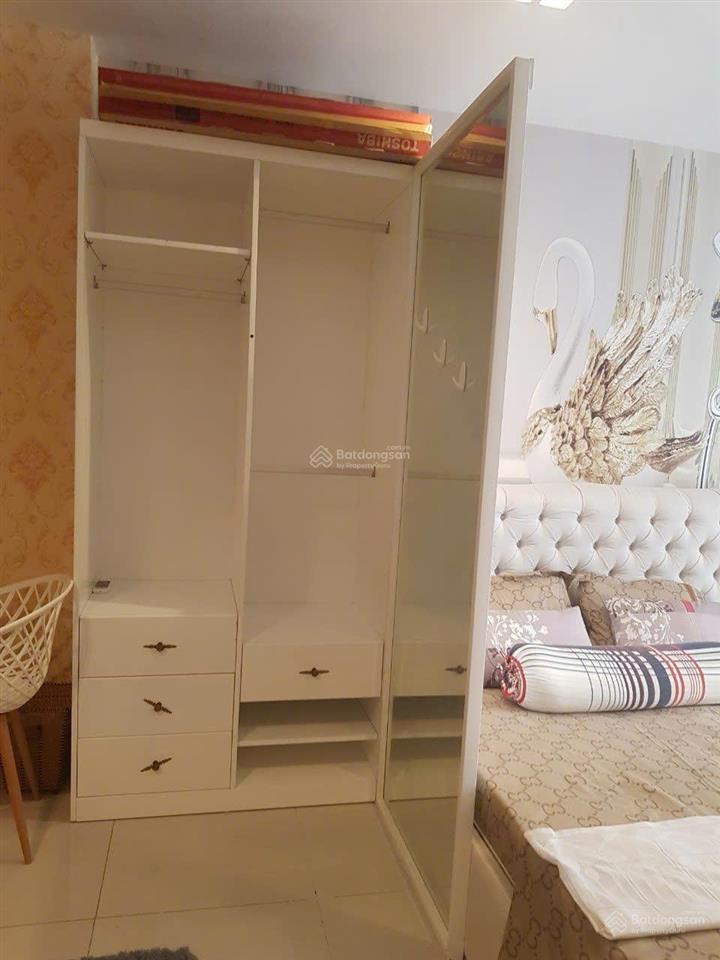 Bán căn hộ chung cư tân bình sky center, 2tỷ8 37m², nội thất đầy đủ, chính chủ