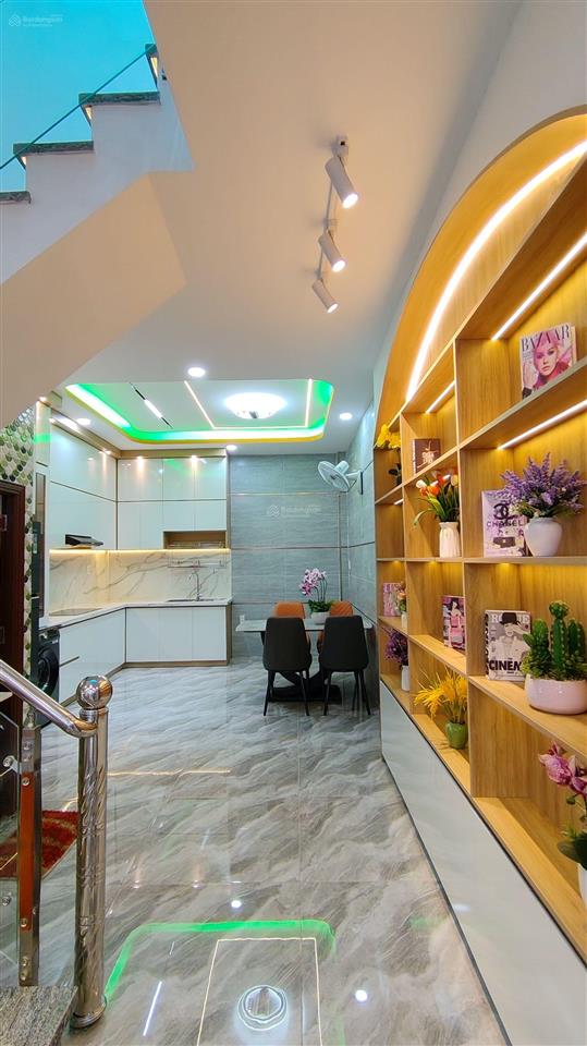 Bán nhà 3 tầng ngang 4m  hxh  gần phan huy ích, gò vấp  nhỉnh 7 tỷ