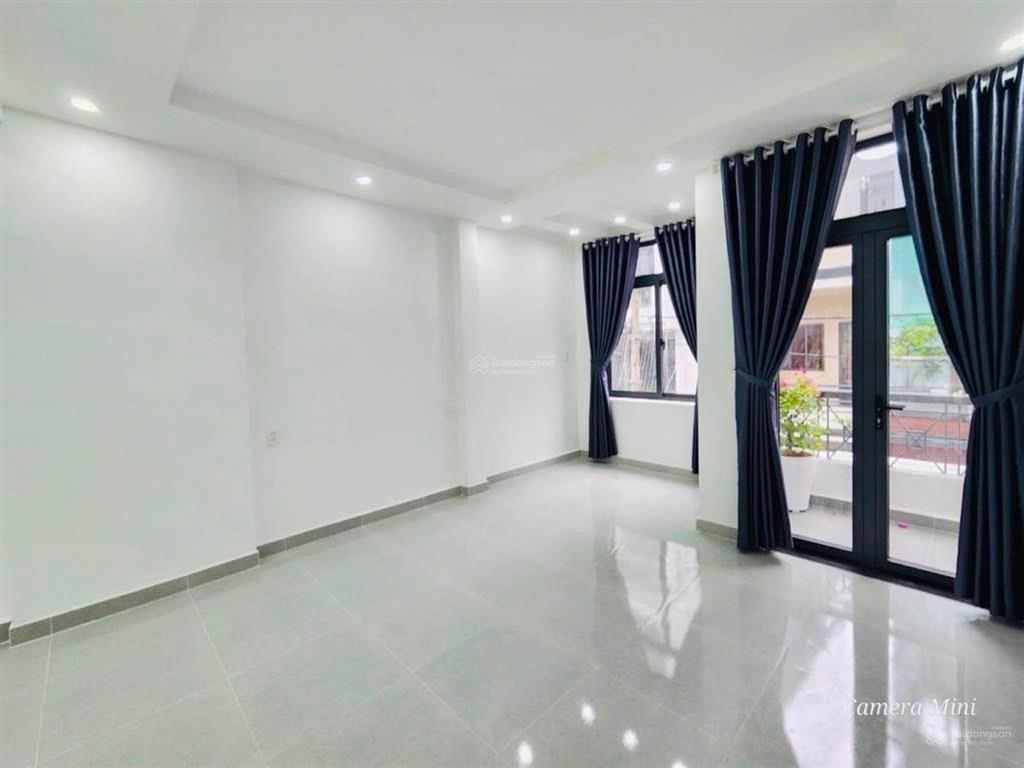 Nhà 4 tầng ngang 4,5m  hxh  ngay emart phan huy ích, gò vấp nhỉnh 5 tỷ