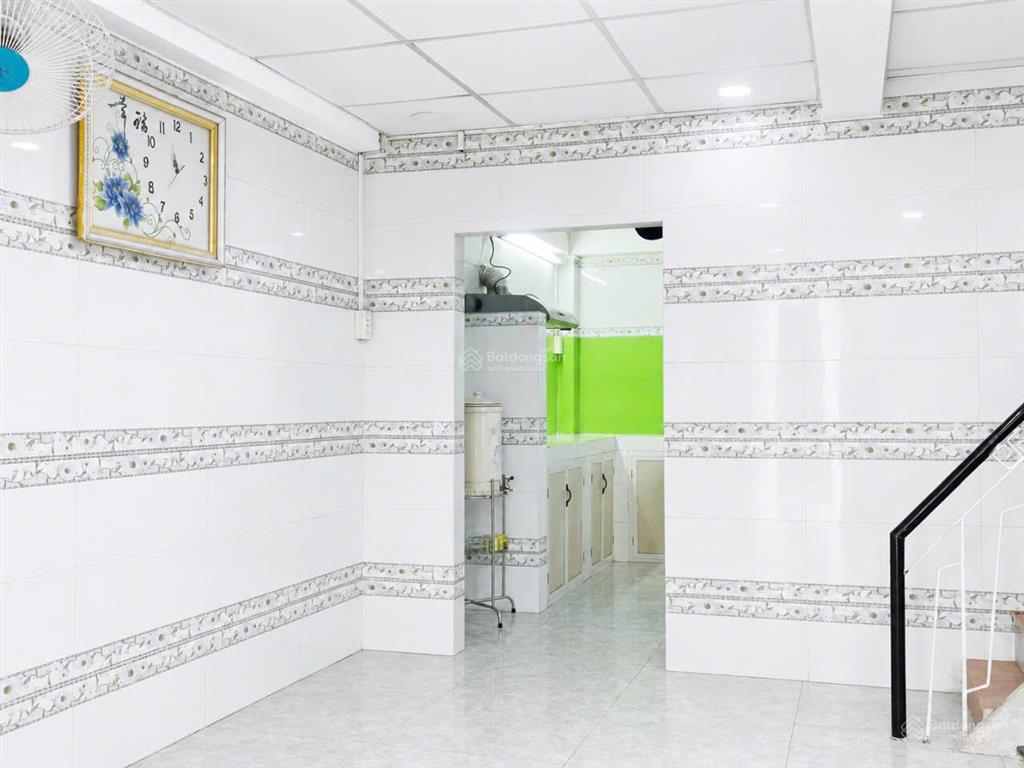 Cho thuê nhà riêng đường quốc lộ 13 cũ (72m2), giá 7 triệu/tháng