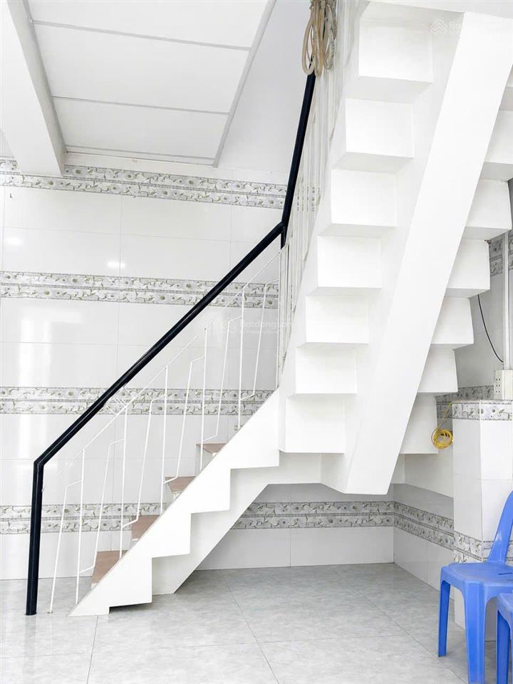 Cho thuê nhà riêng đường quốc lộ 13 cũ (72m2), giá 7 triệu/tháng