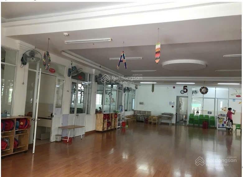 Bán nhà góc 3 mặt tiền bình phú p10 q6, dt 34x28m cn 1132m2, 3 tầng, hdt 320 tr/tháng giá 180 tỷ