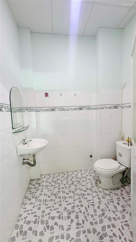 Hẻm nhựa 6m ngay đh văn hiến, dt 85m2 2t giá 8 tỷ 5 tl