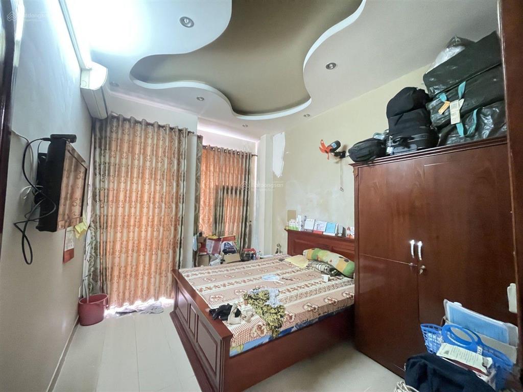 Nhà bán mtkd lê sao dt 60m2, 1 trệt 2 lầu st giá chỉ 9 tỷ 5 tl