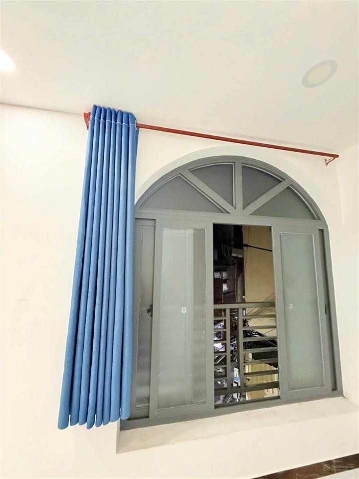 Nhà 3 tỷ ông ích khiêm hẻm ô tô thông gần công viên đầm sen