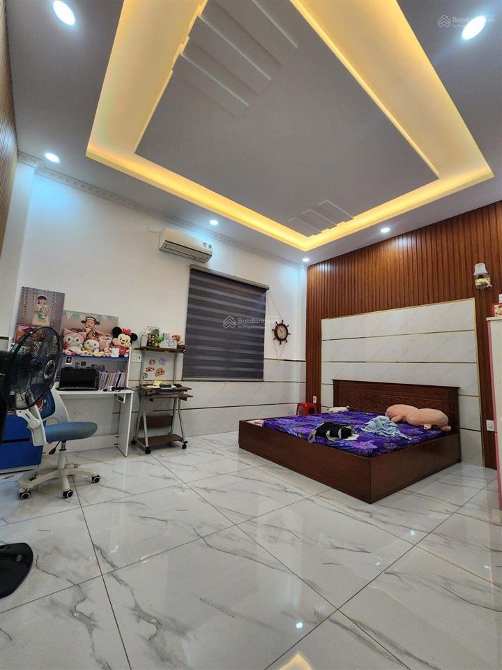 Hẻm 5m xe hơi vi vu, 137 phan anh dt 6x18, 4 tầng giá chỉ 9 tỷ 3 tl