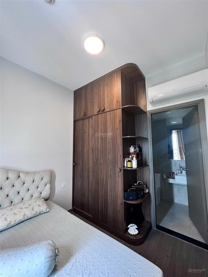 Cực phẩm 2.8 tỷ sở hữu căn 59m2 + full nội thất + view thành phố ,tầng thấp đẹp + sẵn sổ , full phí