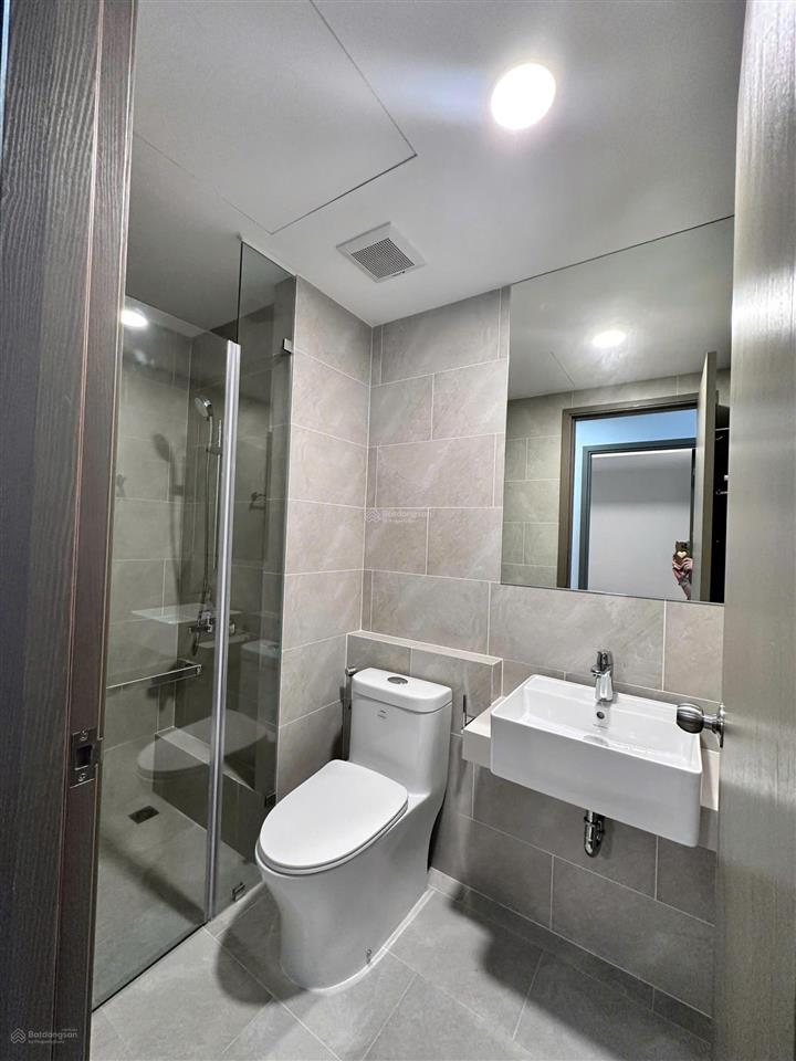 Cực phẩm 2.8 tỷ sở hữu căn 59m2 + full nội thất + view thành phố ,tầng thấp đẹp + sẵn sổ , full phí