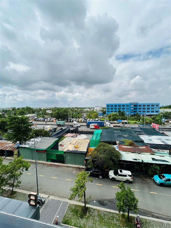 Giá tốt căn 69m2 full phí 3,25tỷ 2pn+2wc  full nội thất, view ngoại khu, có hỗ trợ vay ngân hàng.