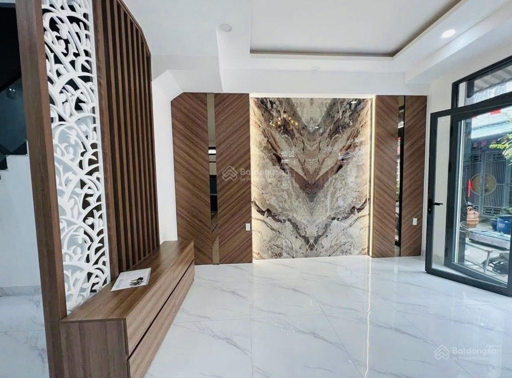 Nhà mới căn góc 5tầng 5pn hxh lê văn quới