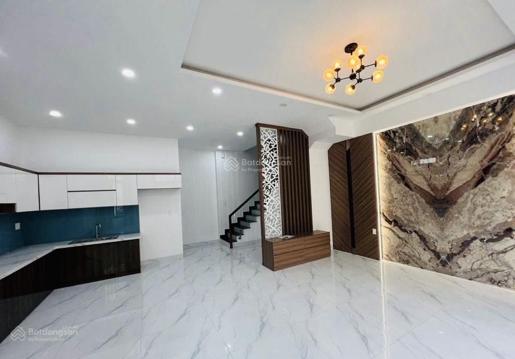 Nhà mới căn góc 5tầng 5pn hxh lê văn quới