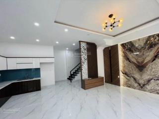 Nhà mới căn góc 5tầng 5pn hxh lê văn quới