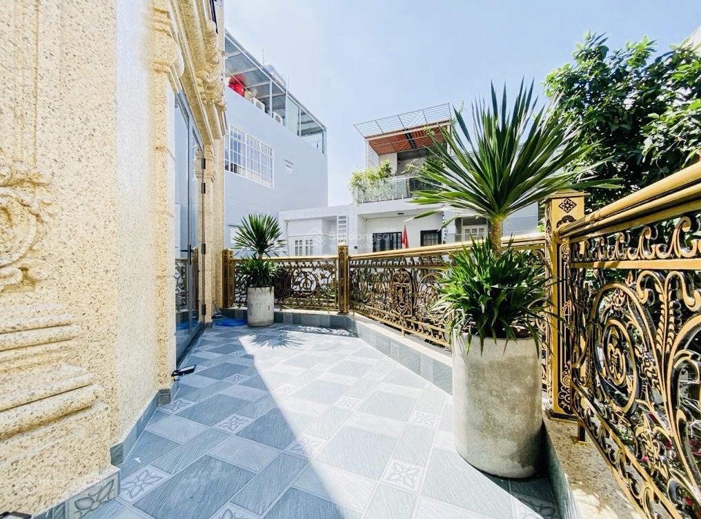 Quá đẹp villa mini 5tầng 5pn góc đường 6m hoà bình  lũy bán bích