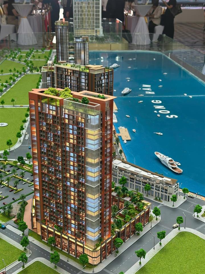 Cực hot căn studio sun symphony 5 tầng cao view sông hàn siêu đẹp, giá tts 2,492 tỷ