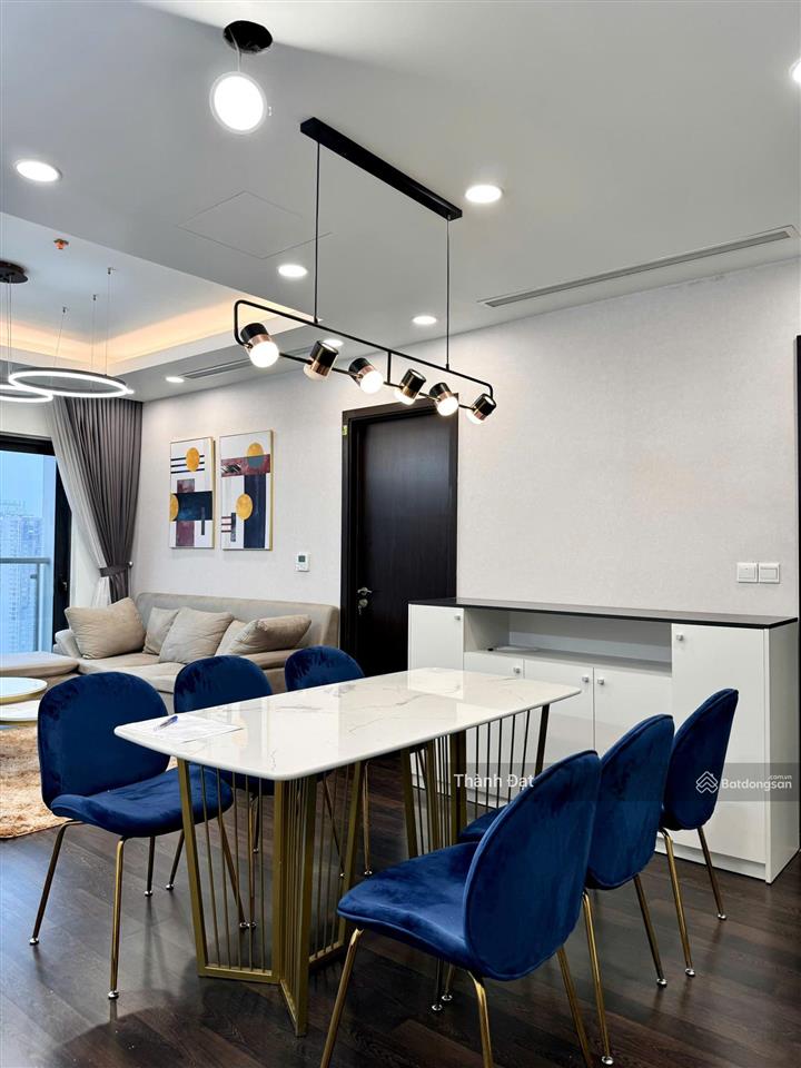 Bán gấp căn góc đông nam 4pn dt155m2 tầng chung đẹp, chung cư the park home, cầu giấy