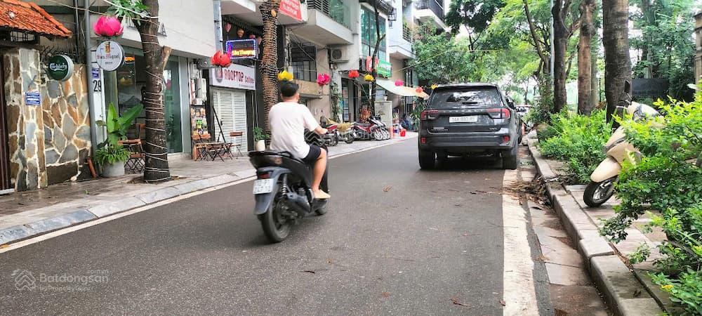 Bán nhà nhật chiêu, ngõ ô tô thông ra hồ tây, trường c2 nhật tân, lạc long quân