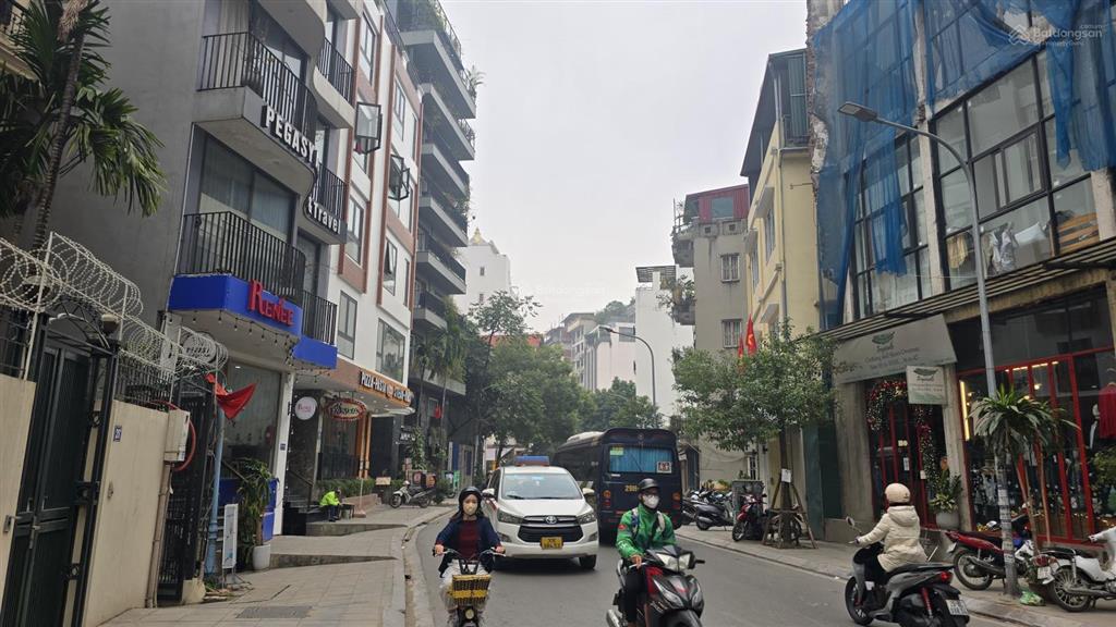 Bán nhà mặt phố tô ngọc vân, tây hồ, 7 tầng thang máy, mt 7m, dt 140m2, 5 tầng nổi 2 tầng hầm.