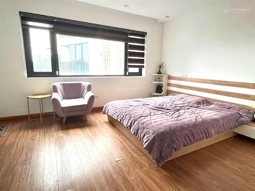 Bán nhà mặt phố tô ngọc vân, tây hồ, 7 tầng thang máy, mt 7m, dt 140m2, 5 tầng nổi 2 tầng hầm.