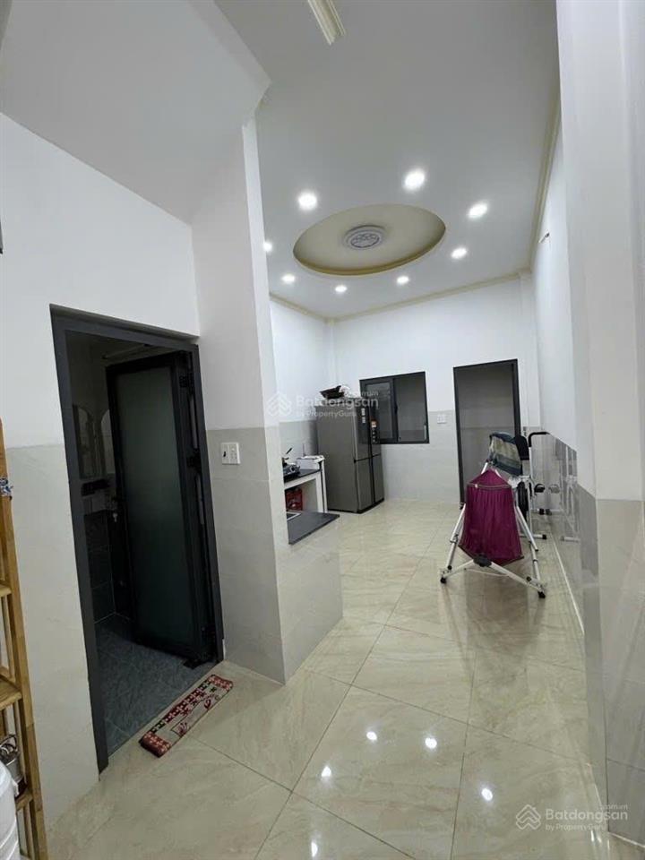 Tuyệt phẩm nhà mới 4 tầng 224 m² quận 6 đầy đủ sân thượng trước sau.