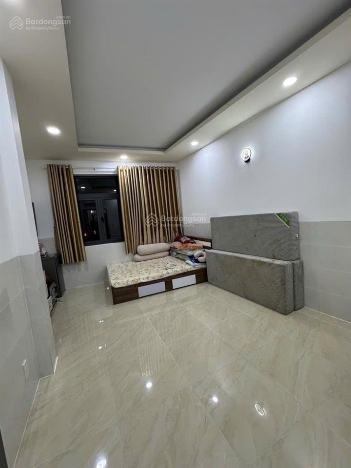 Tuyệt phẩm nhà mới 4 tầng 224 m² quận 6 đầy đủ sân thượng trước sau.