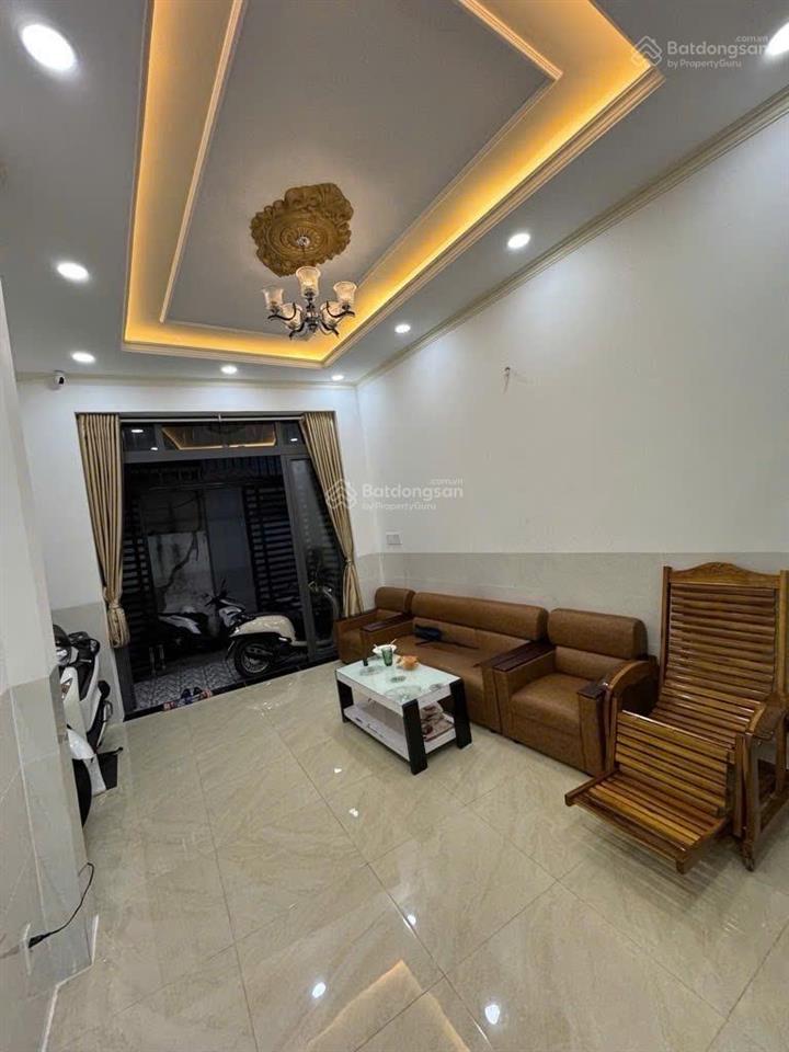 Tuyệt phẩm nhà mới 4 tầng 224 m² quận 6 đầy đủ sân thượng trước sau.